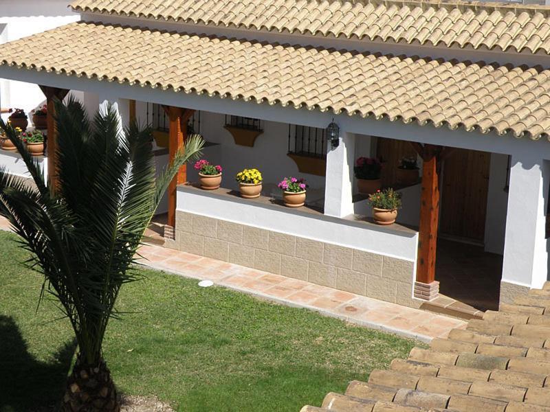 Hostal Las Acacias Лос-Каньос-де-Мека Экстерьер фото