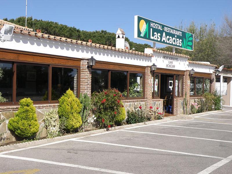 Hostal Las Acacias Лос-Каньос-де-Мека Экстерьер фото