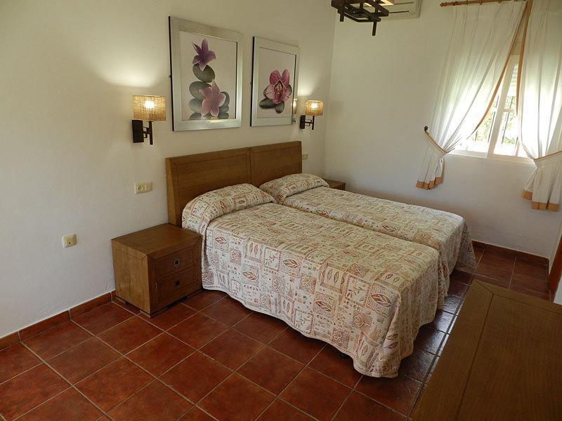 Hostal Las Acacias Лос-Каньос-де-Мека Номер фото